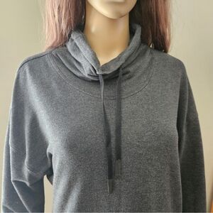 LULULEMON hoodie size 6 gray Twisted & Tucked Black Pullover Sweatshirt